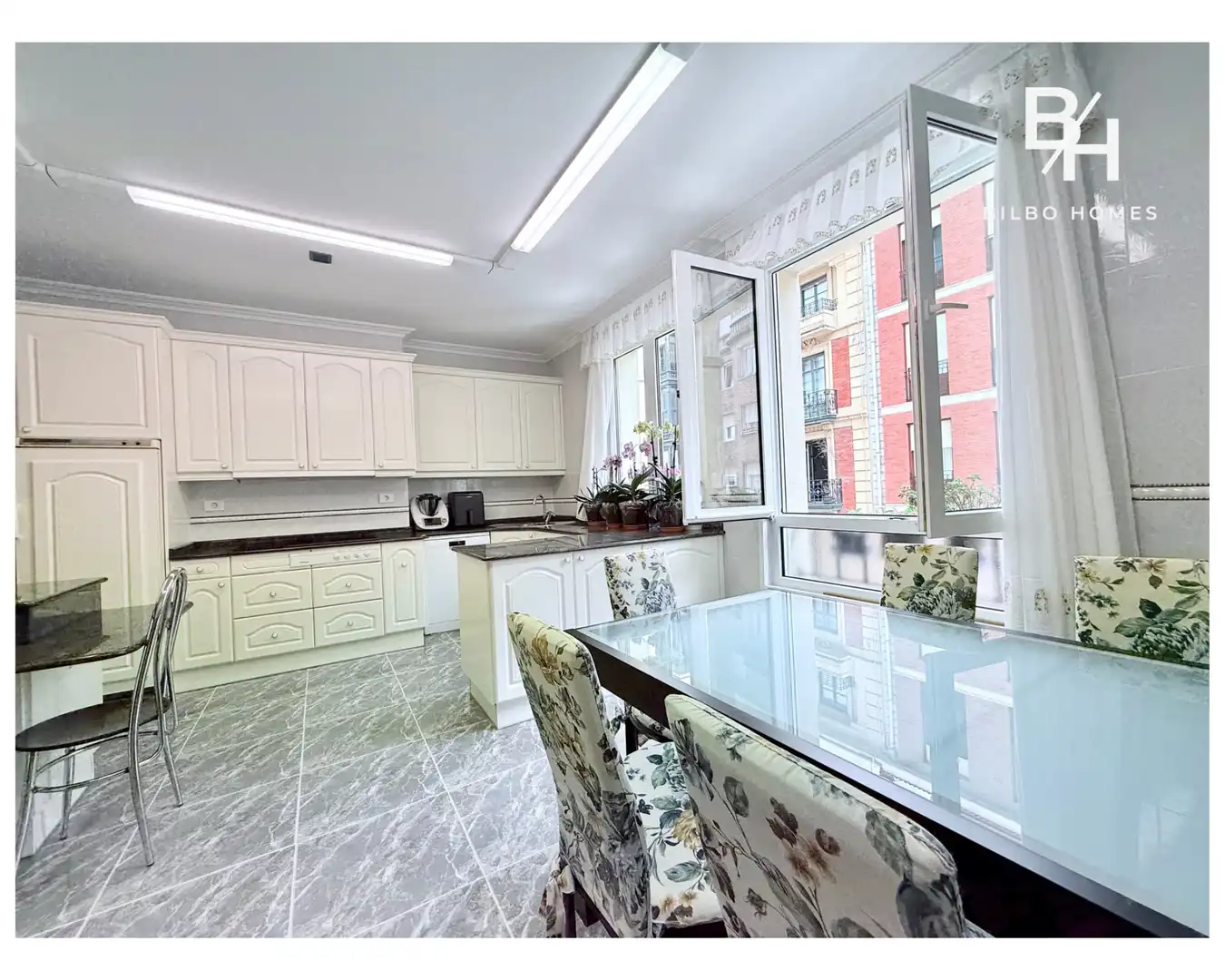 Appartamento con terrazza in vendita a Ercilla Kalea, imagen 18