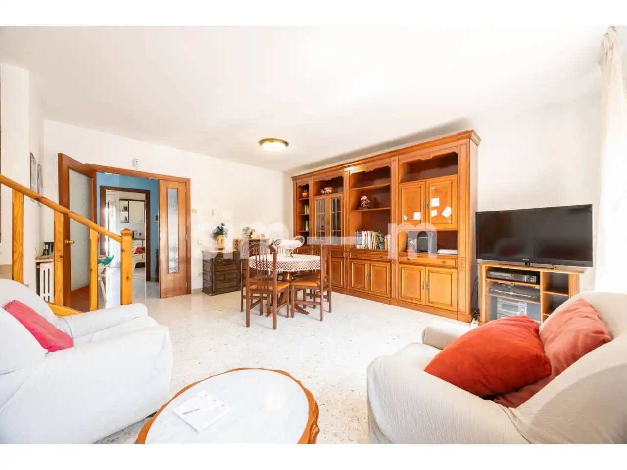 Sala d'estar de Casa o xalet en venda en Manlleu amb Calefacció, Jardí privat i Terrassa