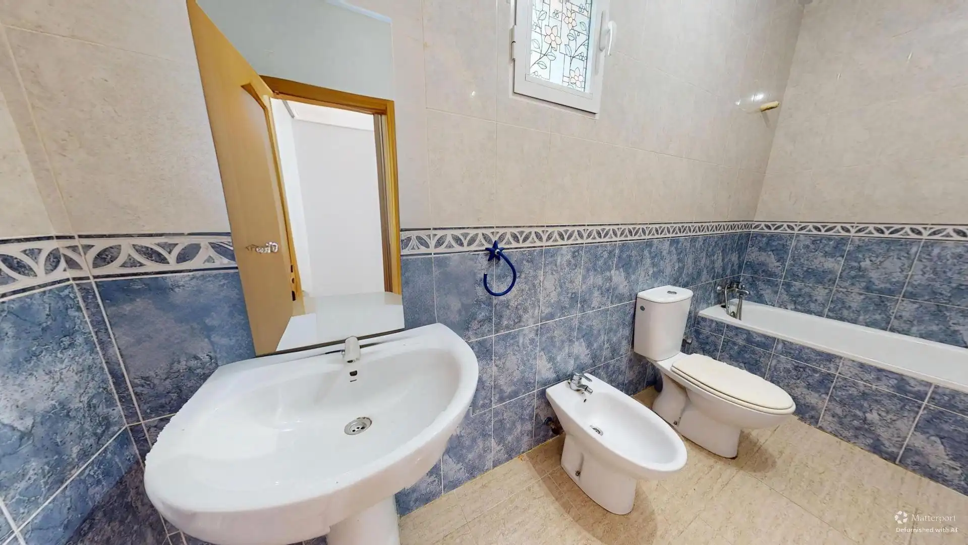 Baño de Casa adosada en venta en Monforte del Cid con Jardín privado