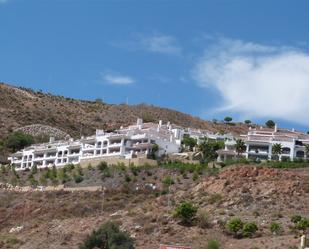 Vista exterior de Apartament en venda en Rincón de la Victoria amb Piscina