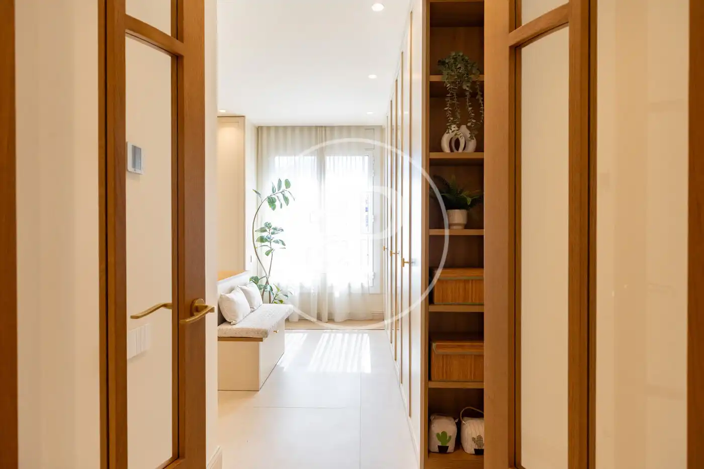 Flat for sale in Barcelona  with Air Conditioner, Heating and Furnished