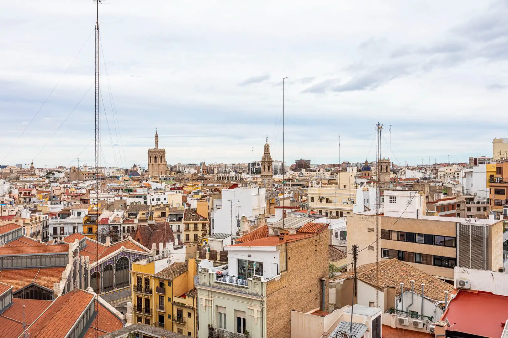 Vista exterior de Ático en venta en Valencia con Aire acondicionado, Calefacción y Terraza
