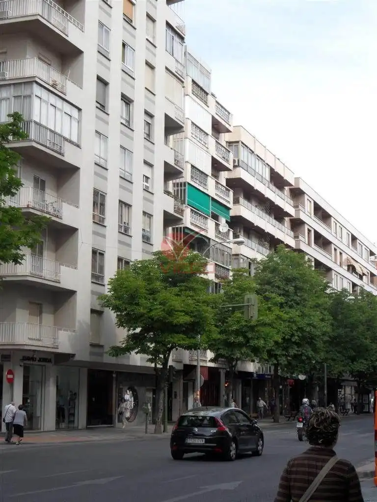 Local commercial à louer à FERMIN CABALLERO