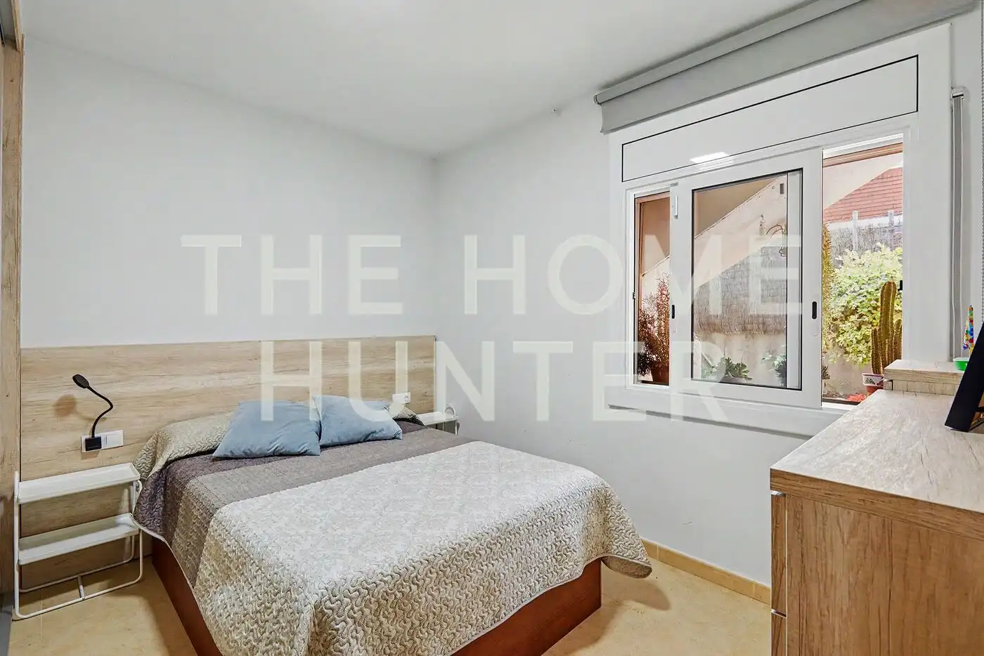 Bedroom of Houses for sale in Barcelona  with Air Conditioner, Heating and Private garden