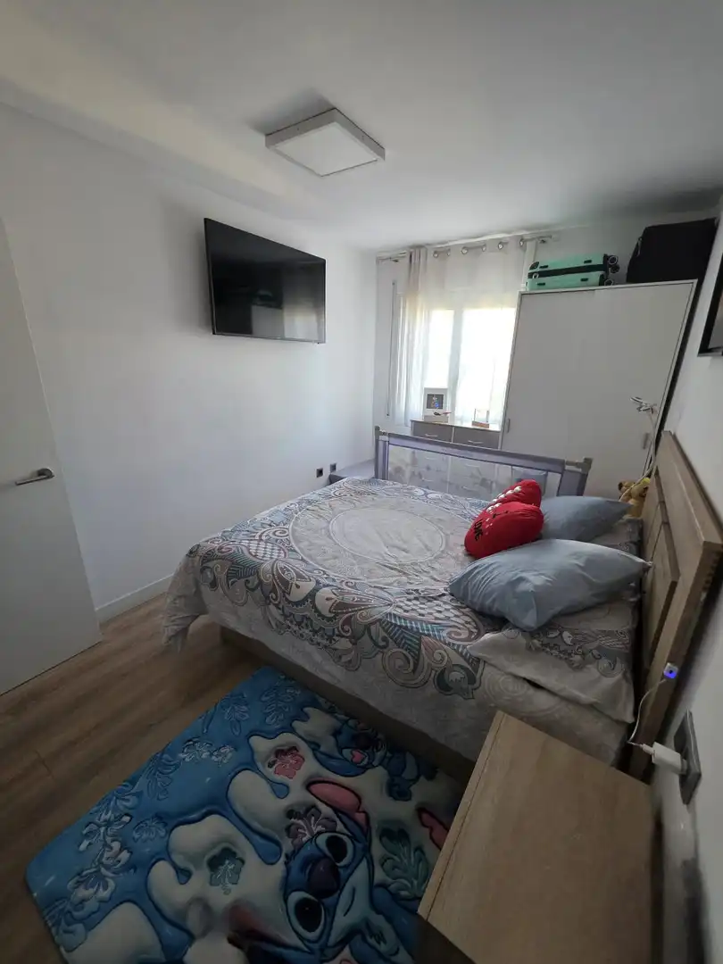 Habitación de Piso en venta en Girona con Aire acondicionado, Calefacción y Terraza