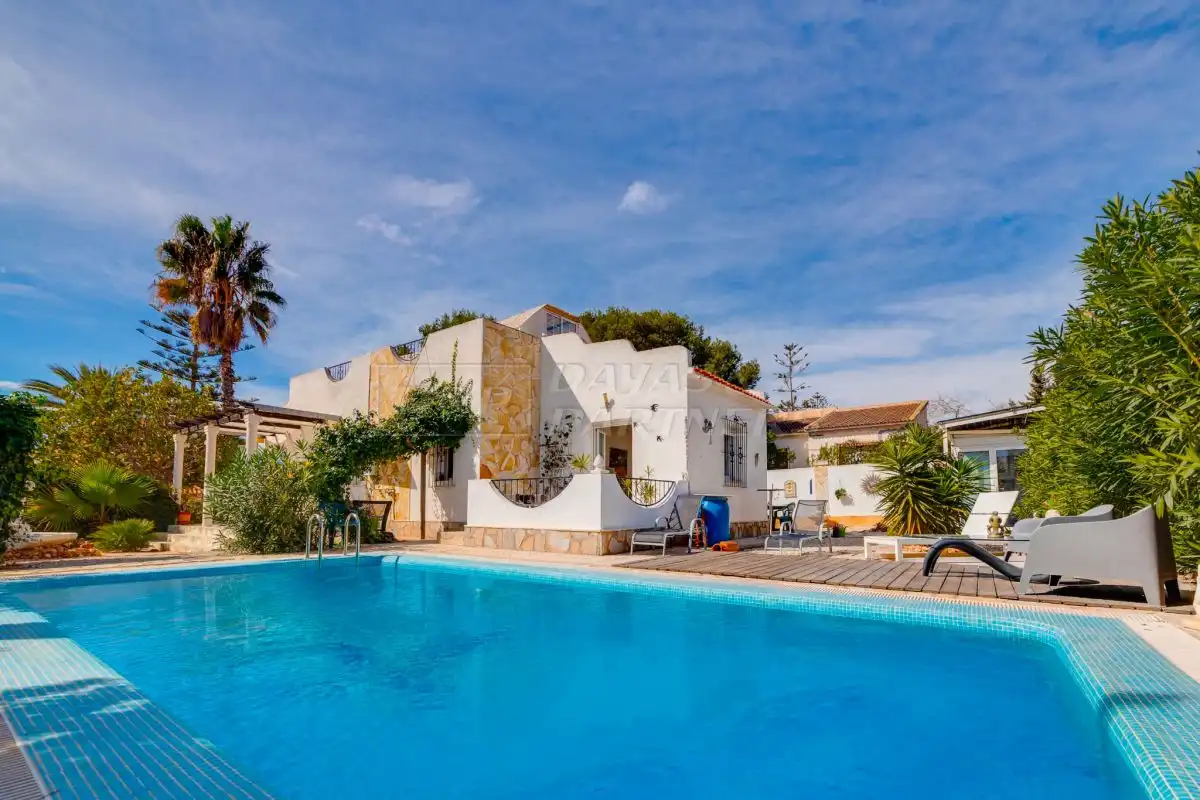 Xalet amb piscina en venda a Orihuela Costa, imagen 2
