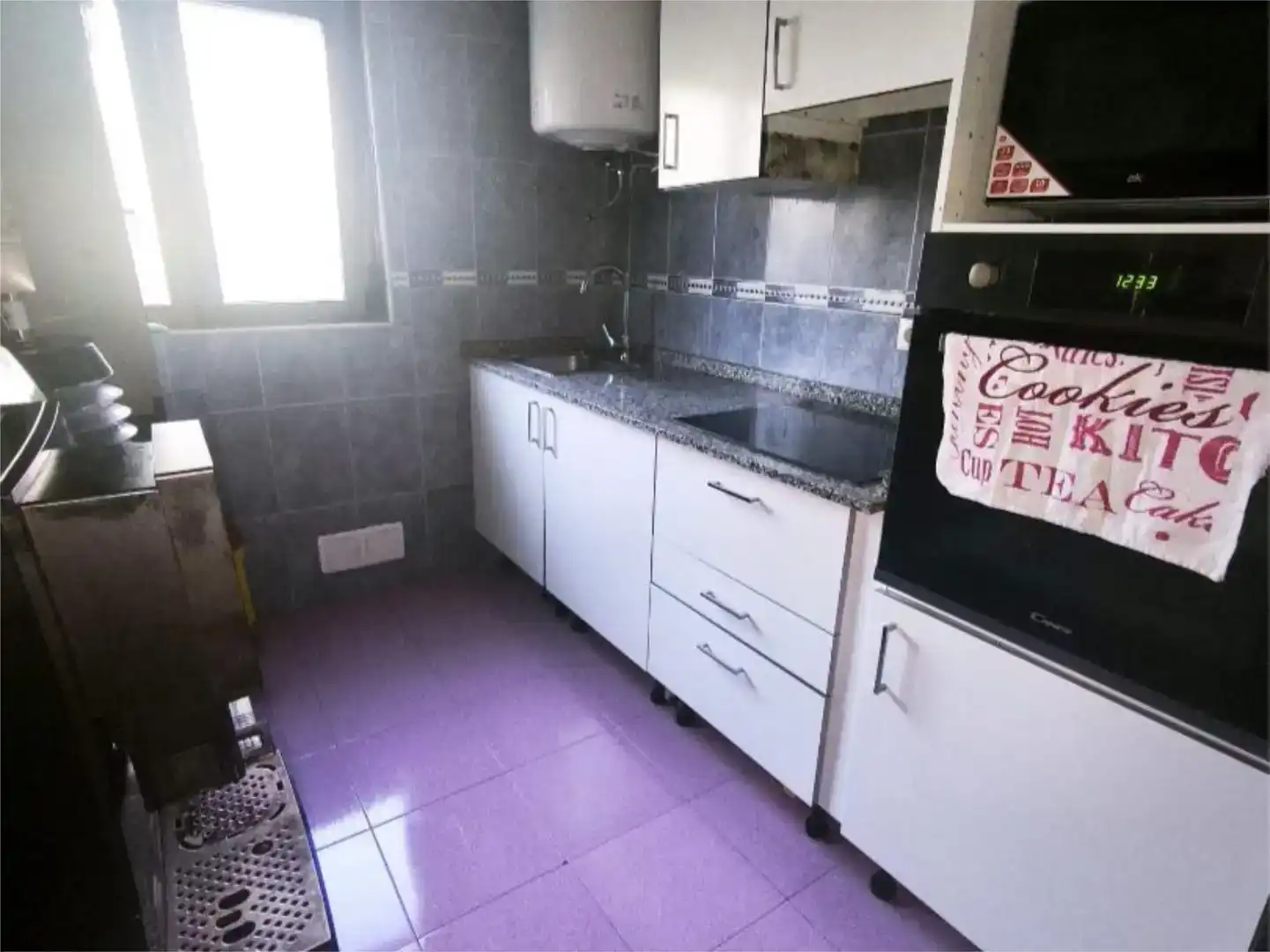 Cuina de Pis en venda en Santander amb Traster i Moblat