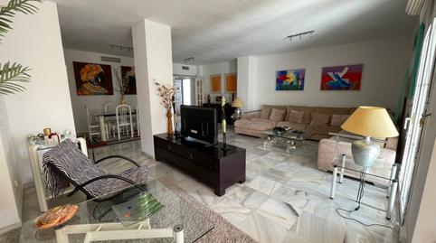 Foto 3 de Piso de alquiler en Avenida Piedramar, 1d, Nagüeles Alto, Málaga