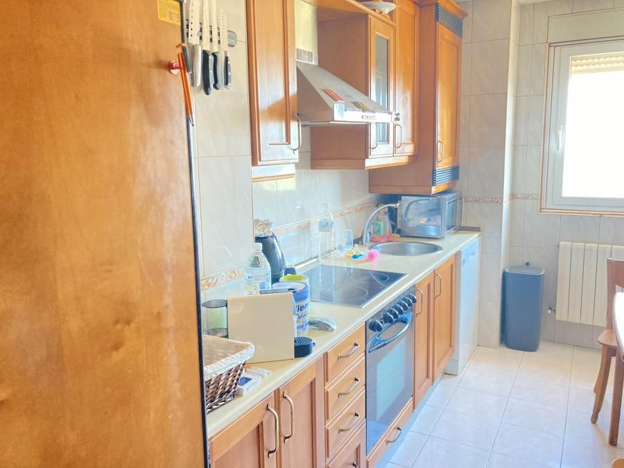 Kitchen of Duplex for sale in Villaquilambre  with Heating, Storage room and Oven