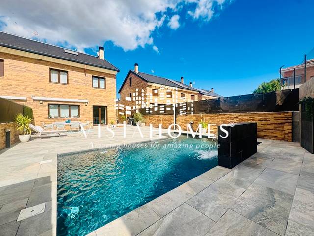 Casa adosada en Venta en Calle de Dámaso Alonso en San Agustín del Guadalix pueblo