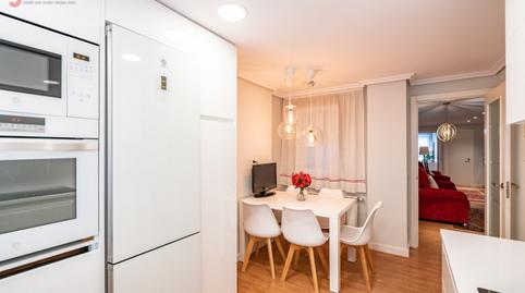 Foto 2 de Piso en venta en Calle Floranes, Cuatro Caminos, Cantabria