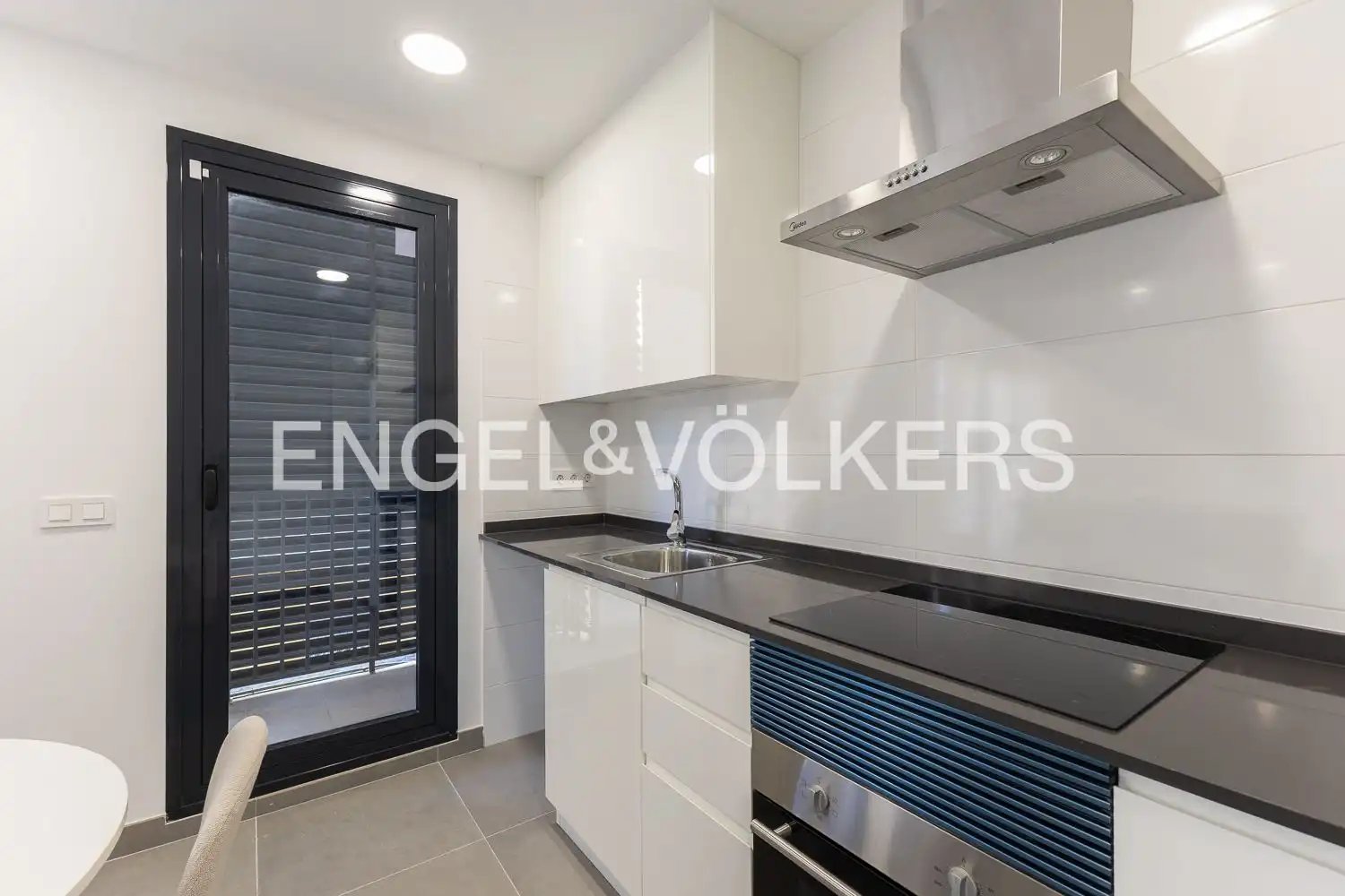Kitchen of Flat for rent in Massanassa  with Air Conditioner, Heating and Storage room