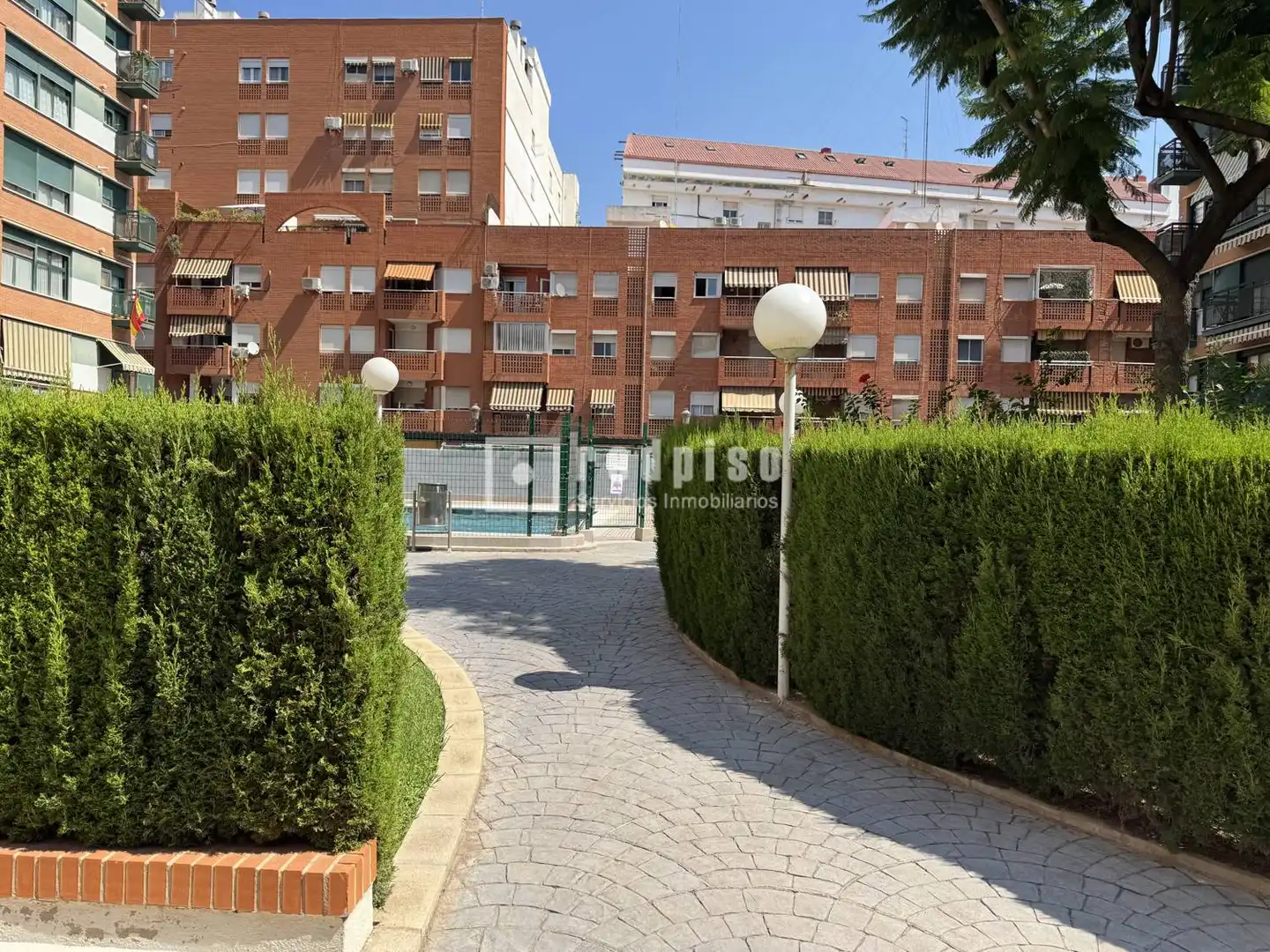 Exterior view of Flat for rent in Valencia  with Air Conditioner, Heating and Private garden