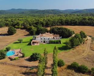 Finca rústica en venda en Cassà de la Selva amb Aire condicionat, Terrassa i Piscina