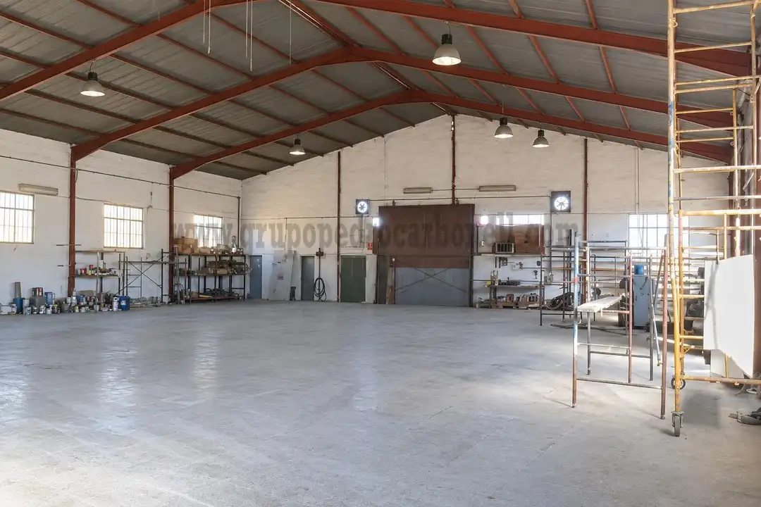 Nau industrial en venda a Crevillent, imagen 2