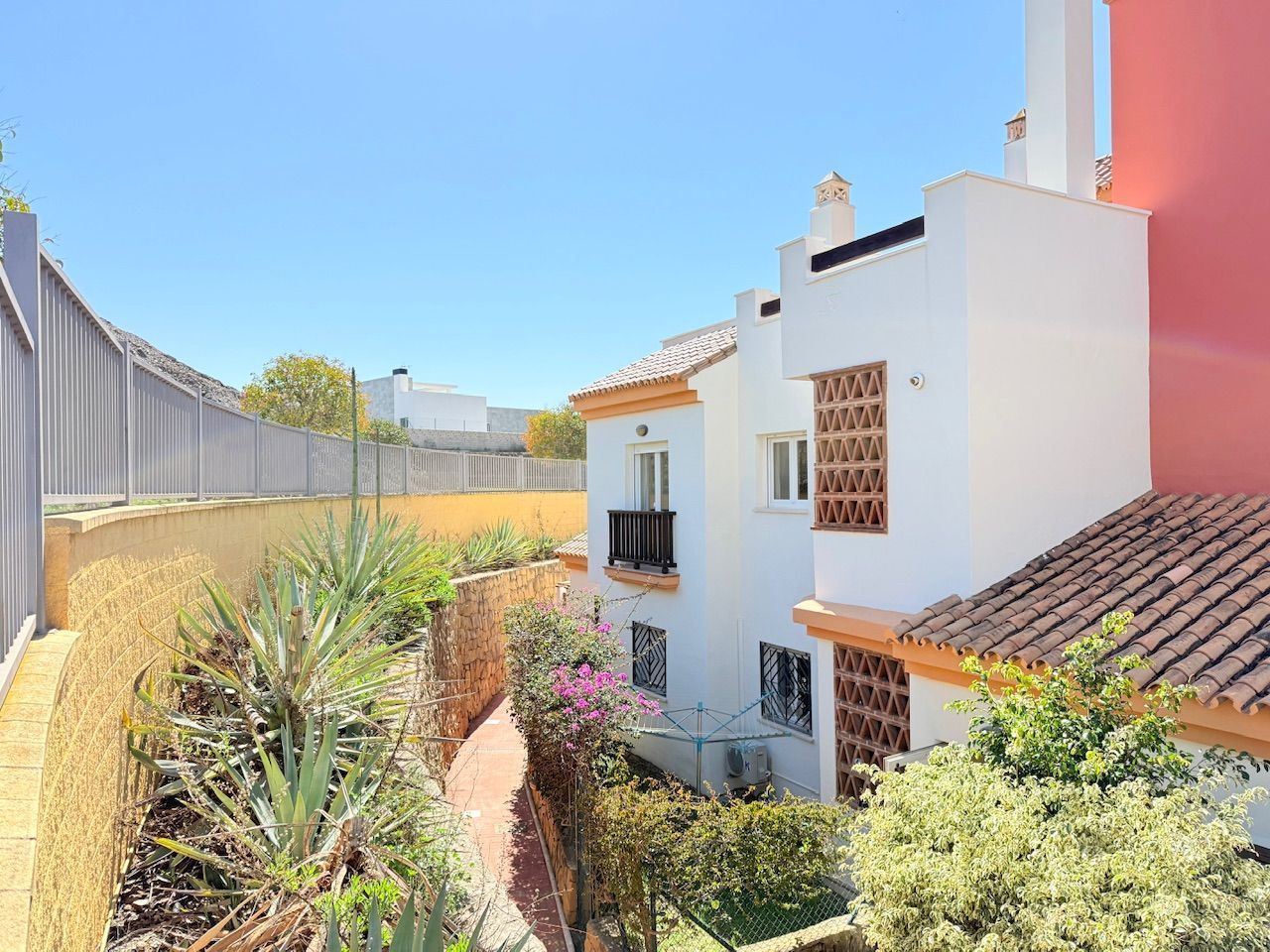 Vista exterior de Pis en venda en Vélez-Málaga amb Aire condicionat, Calefacció i Traster