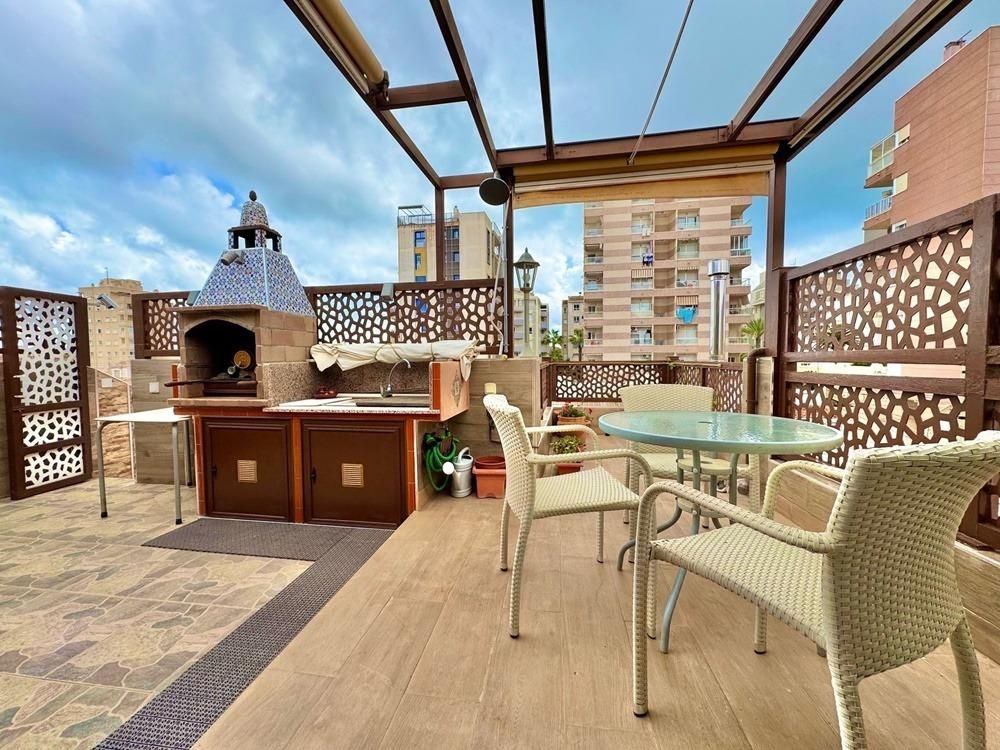 Terrassa de Casa adosada en venda en Torrevieja amb Aire condicionat, Jardí privat i Terrassa
