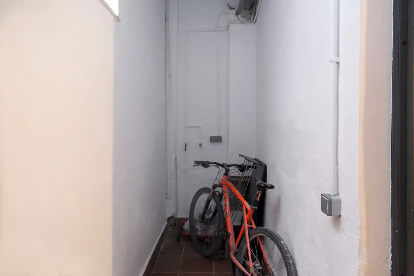 Planta baixa en venda en Cornellà de Llobregat amb Calefacció