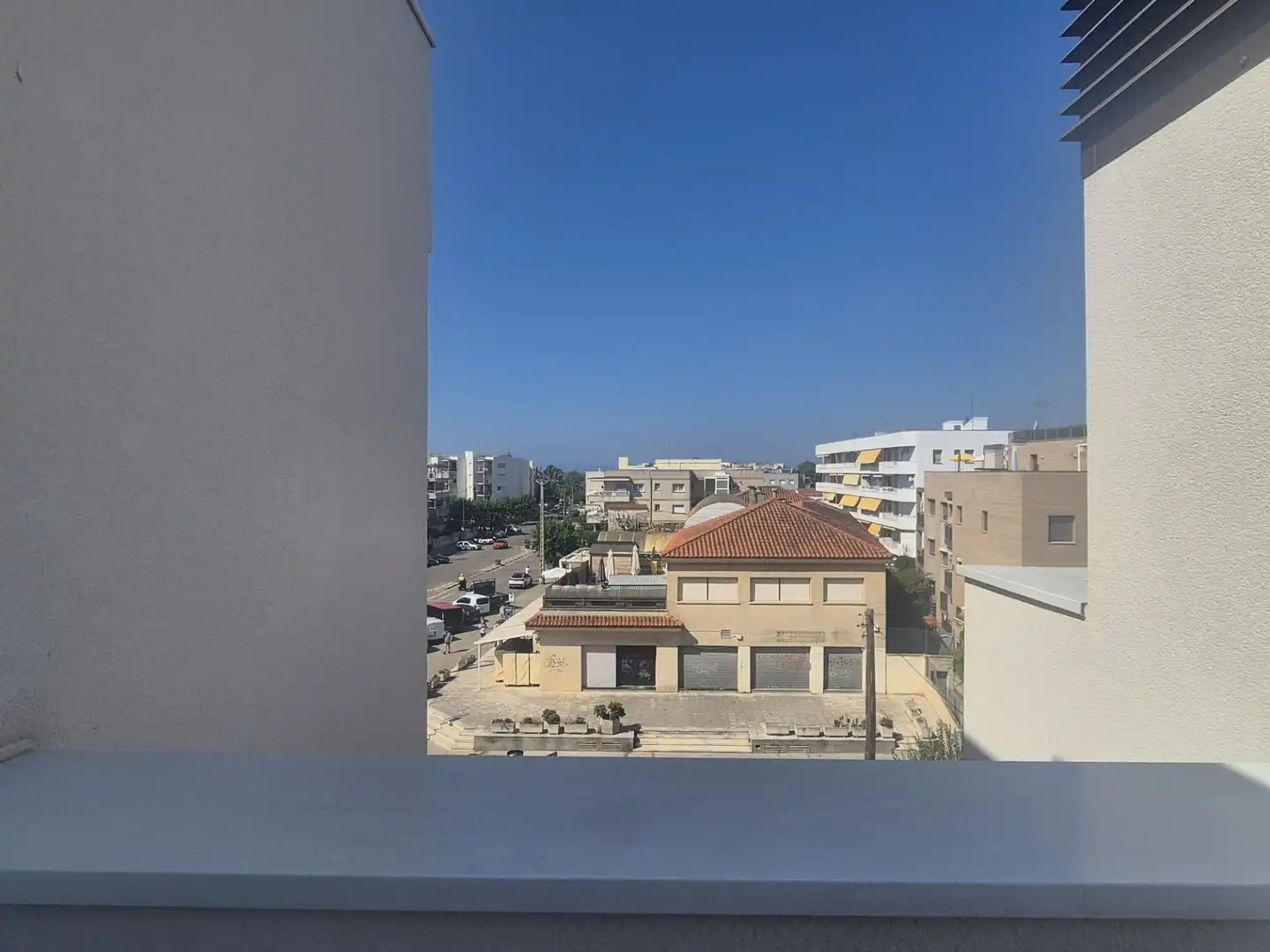 Vista exterior de Àtic en venda en Cubelles amb Aire condicionat i Terrassa