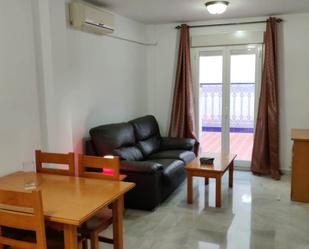 Living room of Flat to rent in La Línea de la Concepción  with Air Conditioner, Washing machine and Microwave