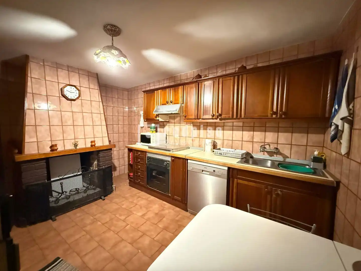 Kitchen of Houses for sale in Durón  with Heating, Storage room and Furnished