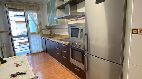 Foto 2 de Piso en venta en Calle Ramón Alonso Riesgo, Sama, Langreo
