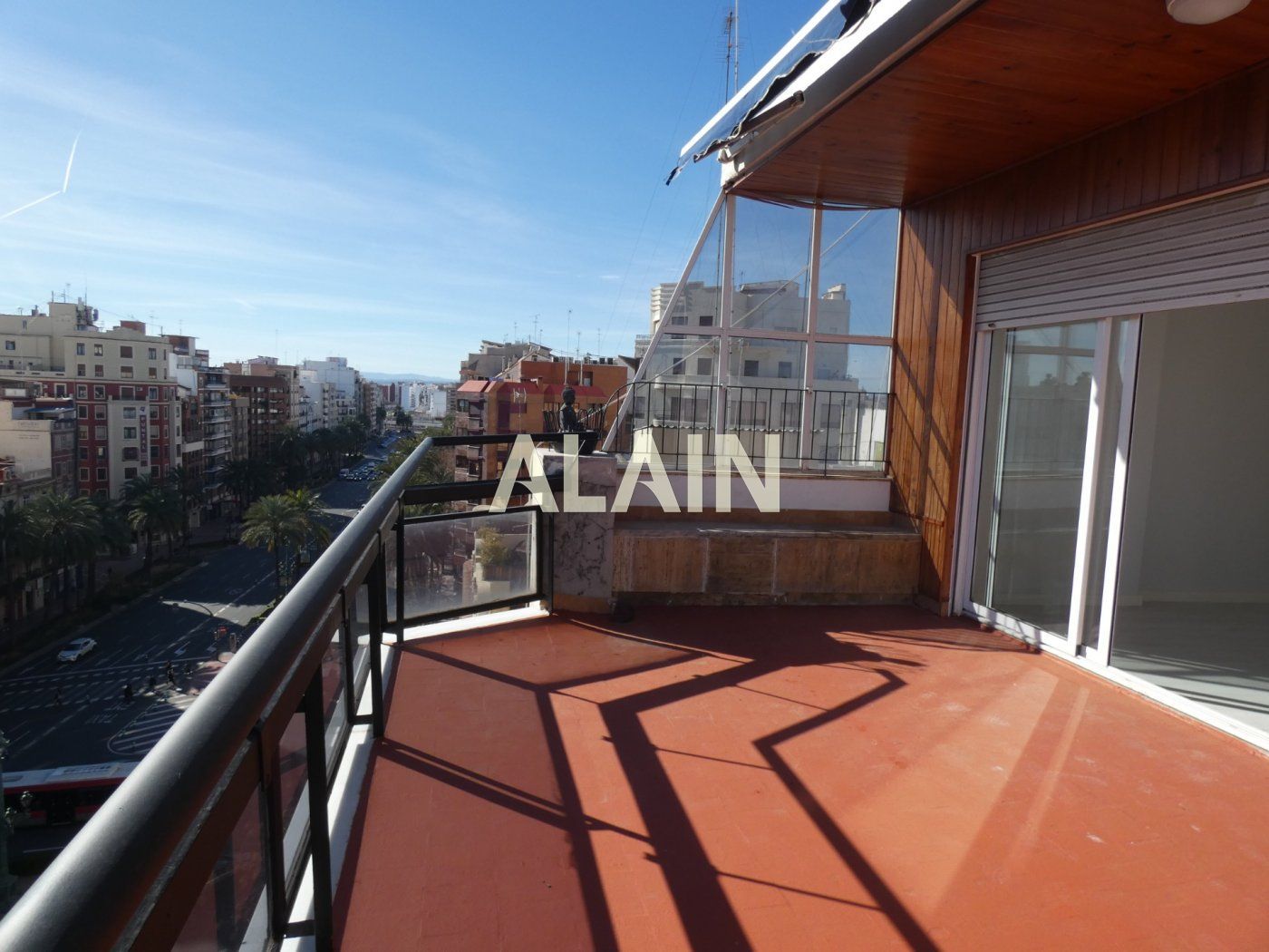 Àtic de lloguer a Avenida Gran Vía Marqués del Turia, Gran Via