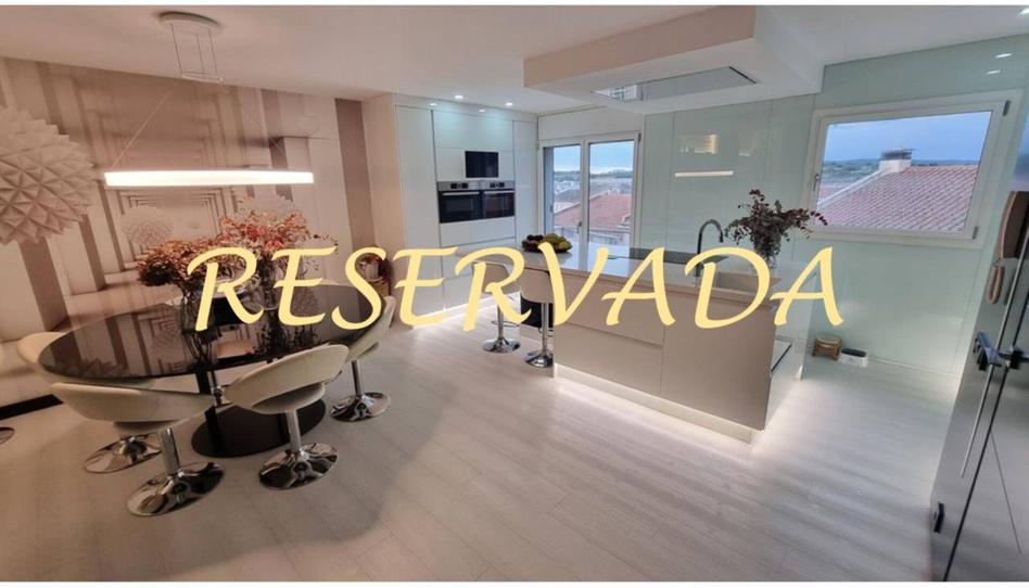 Foto 1 de Casa adosada en venda a Veneçuela, La Roca del Vallès, Barcelona