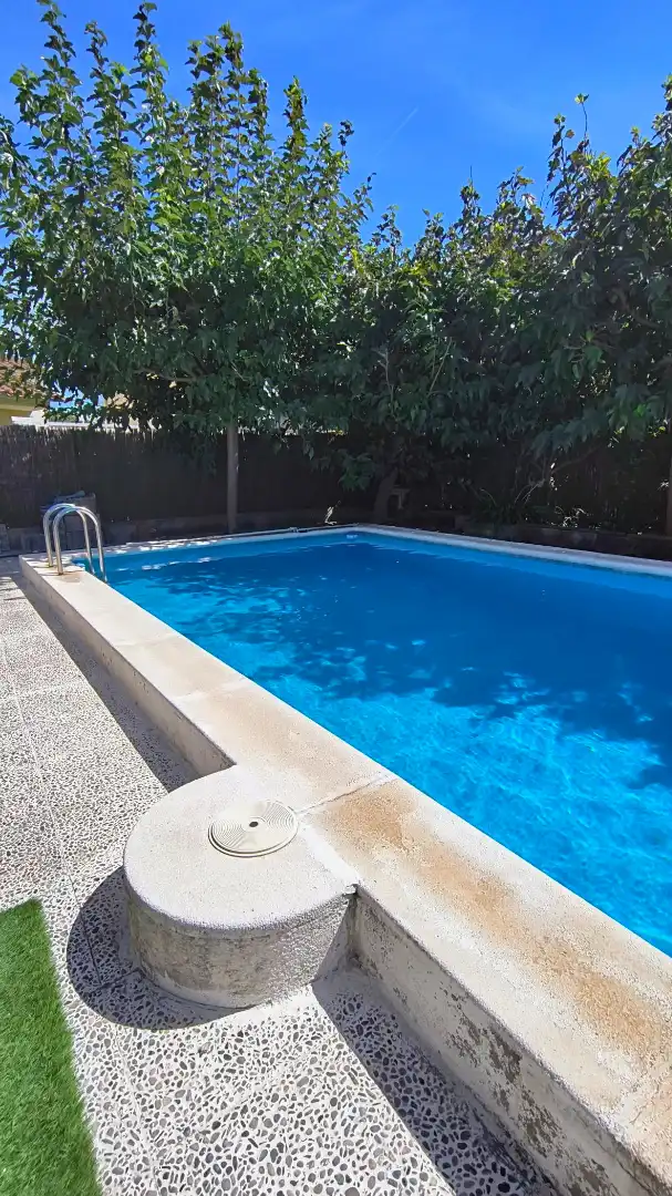 Piscina de Casa o xalet en venda en Llinars del Vallès amb Aire condicionat, Calefacció i Jardí privat