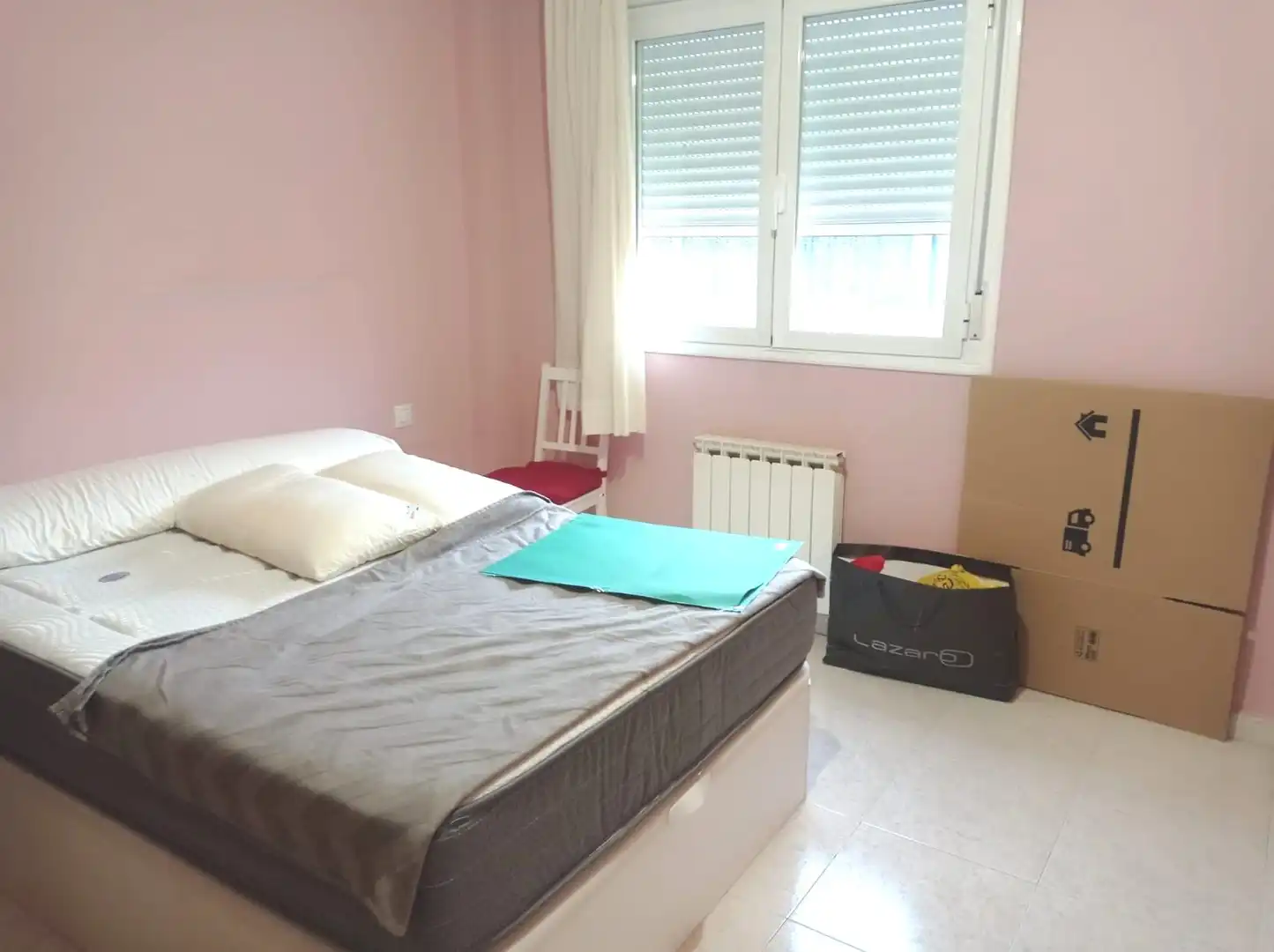 Habitación de Piso en venta en Monzón con Calefacción, Terraza y Trastero