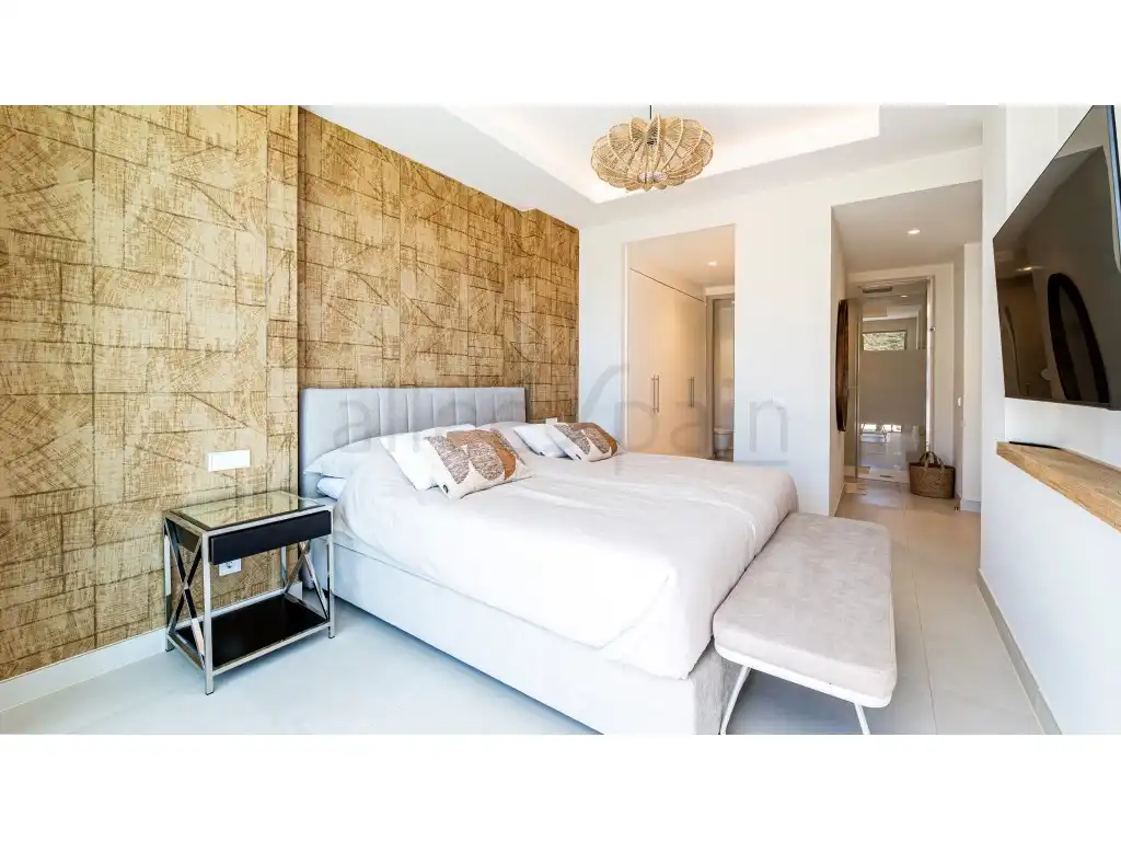 House with pool for sale in Calle Pecana, imagen 25
