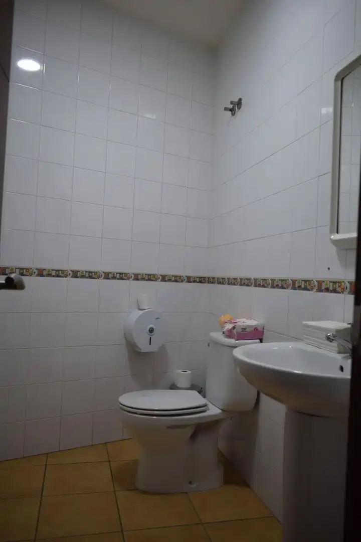 Baño de Edificio en venta en San Bartolomé de la Torre