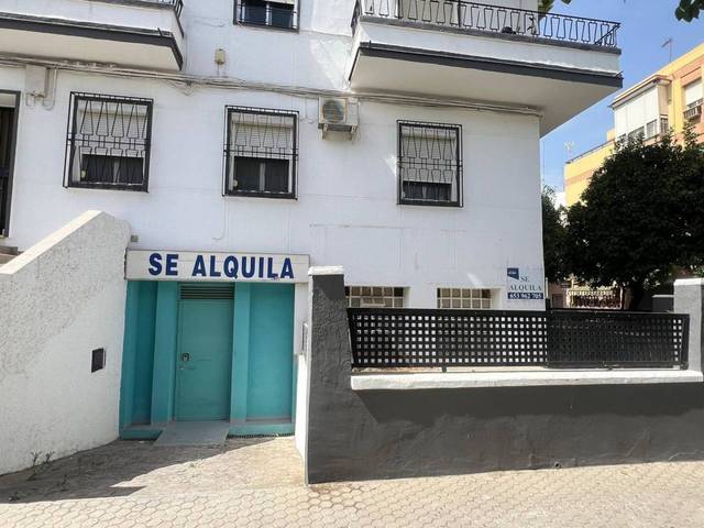 Local comercial en Alquiler en Calle Paco Gandía, 23 en San Pablo