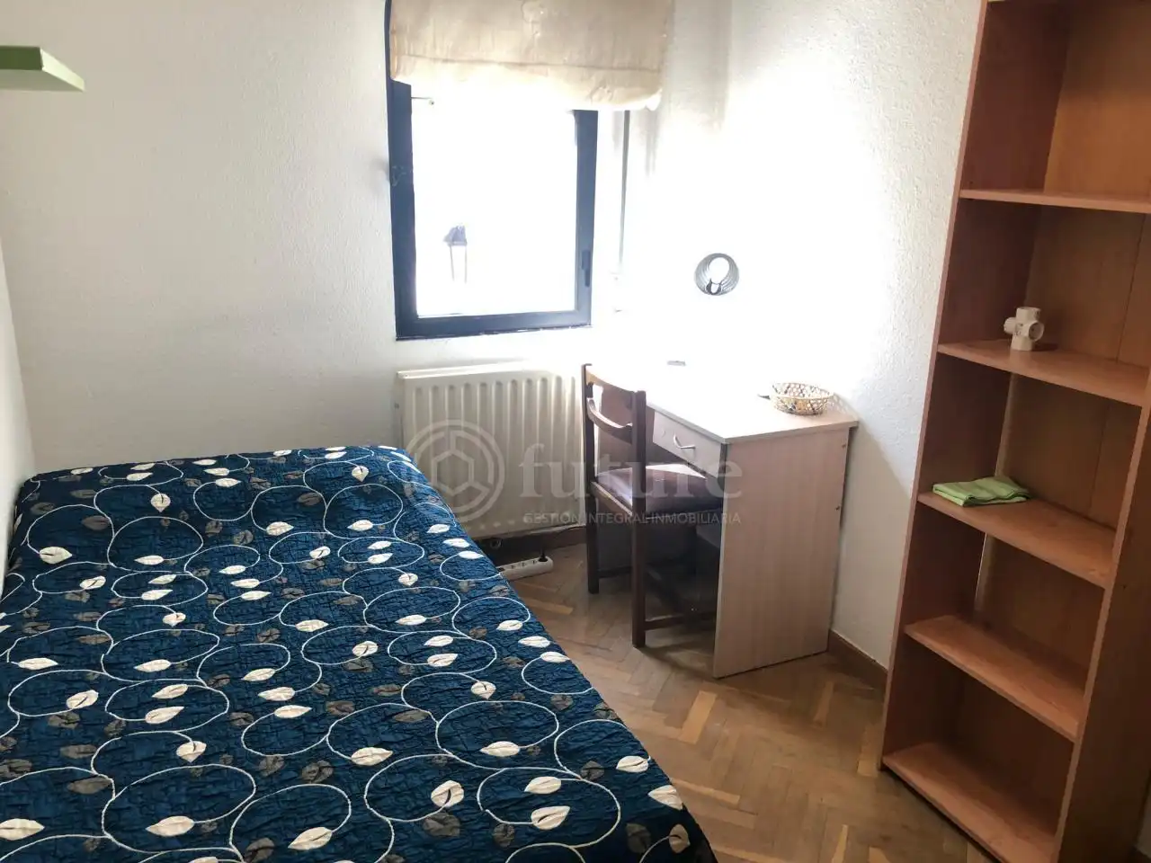 Dormitori de Dúplex de lloguer en Salamanca amb Calefacció, Parquet i Traster