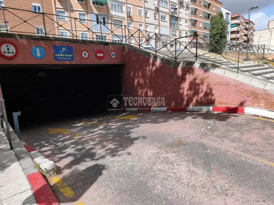 Flat for sale in Casco Antiguo