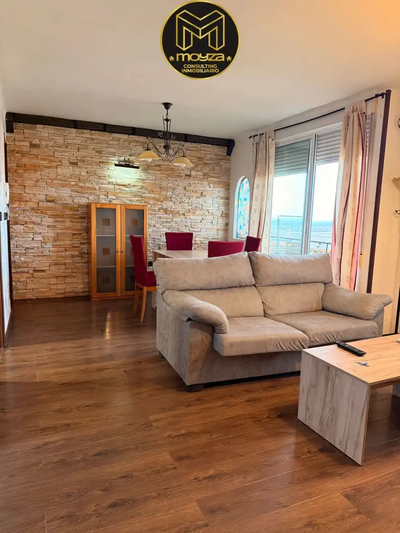 Sala de estar de Piso de alquiler en Jaén con Terraza