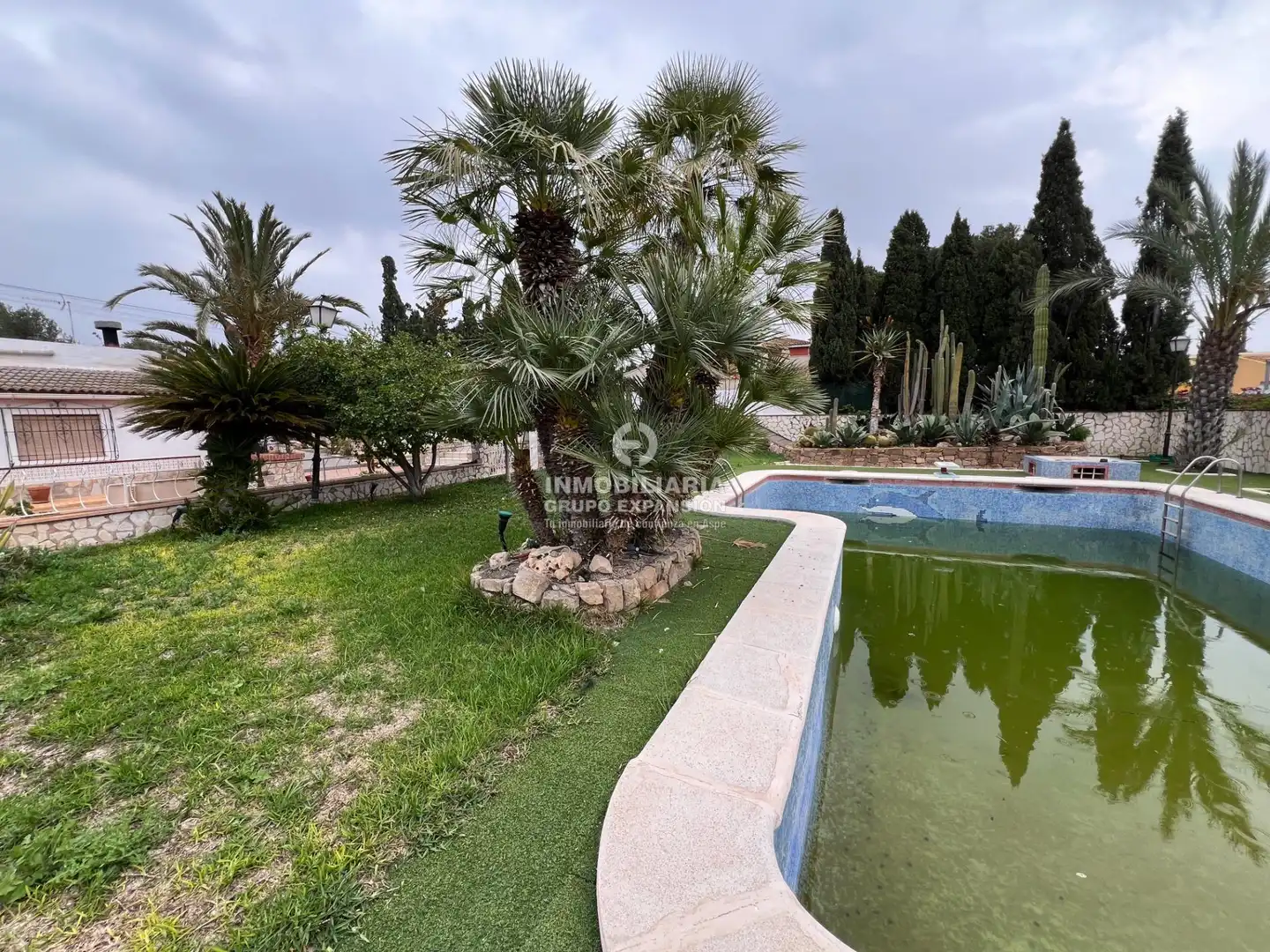 Swimming pool of Houses for sale in Alicante / Alacant  with Private garden, Terrace and Storage room