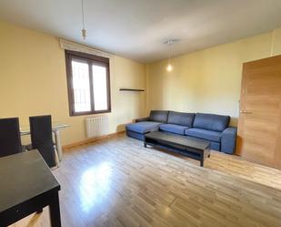 Living room of Flat to rent in San Martín de Valdeiglesias  with Heating, Storage room and Washing machine