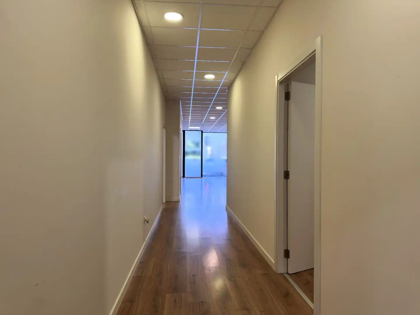 Commercial properties for rent in Ontinyent  with Air Conditioner