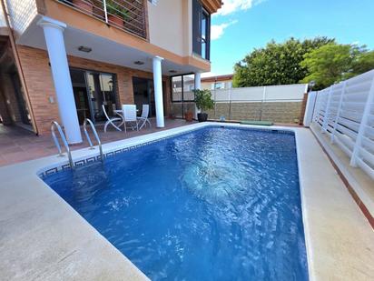 Swimming pool of House or chalet for sale in Castellón de la Plana / Castelló de la Plana  with Air Conditioner, Heating and Private garden