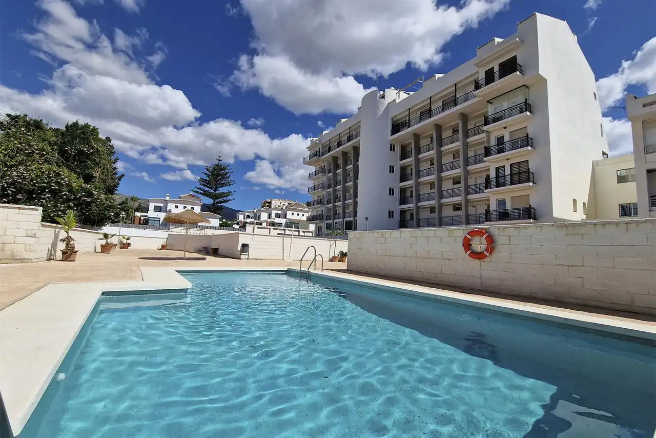 Piscina de Pis de lloguer en Benalmádena amb Piscina i Moblat