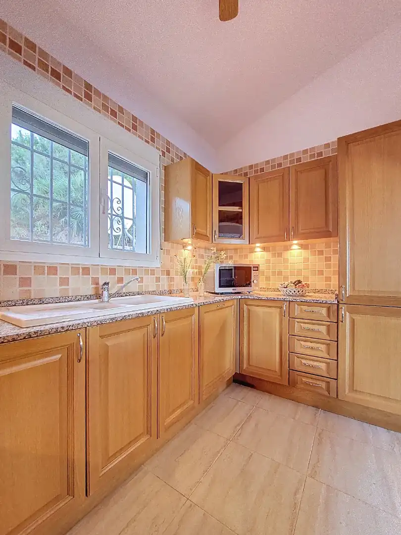 Chalet con piscina en venta en Avenida Pego 103, imagen 13
