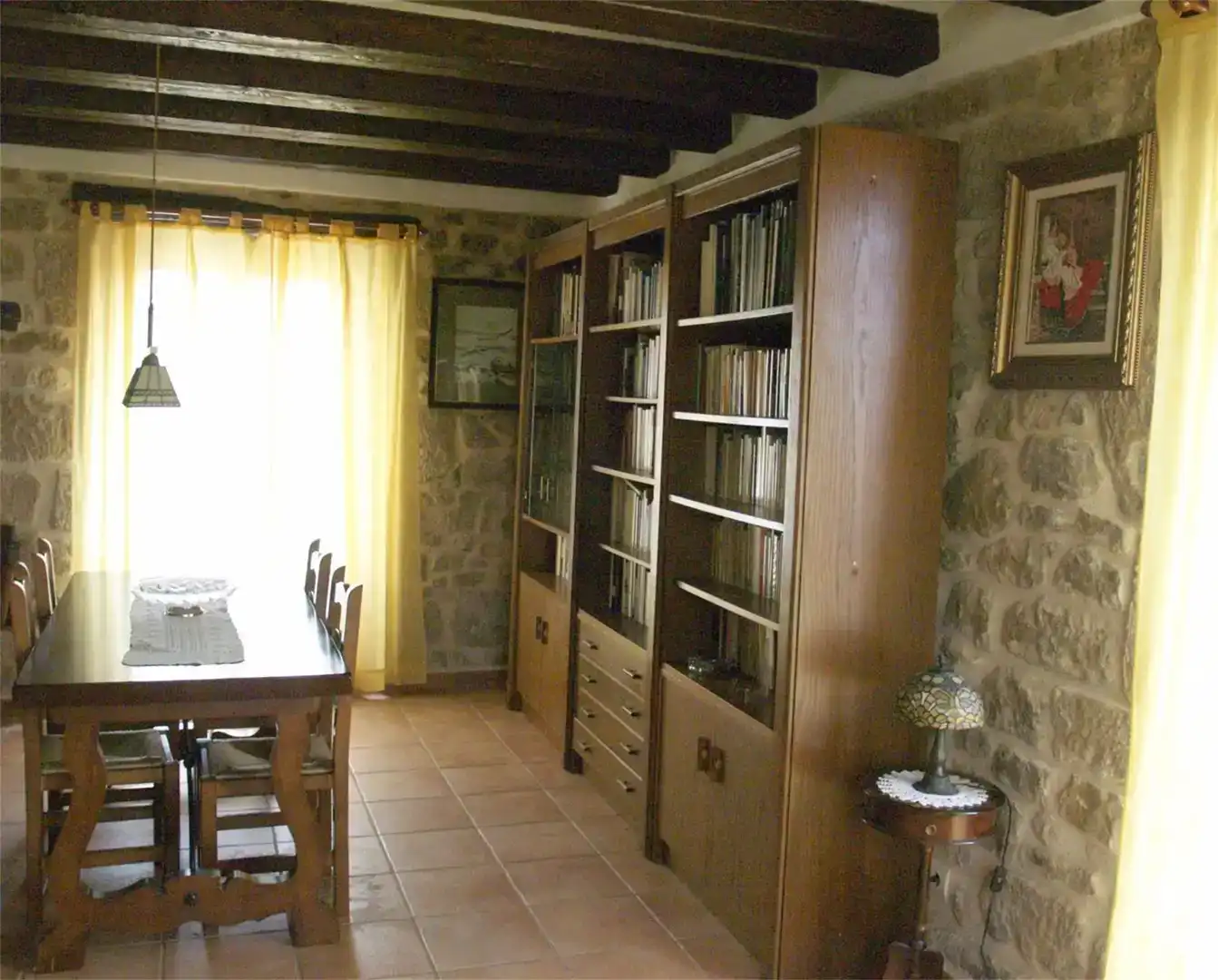 Sala d'estar de Finca rústica en venda en Horta de Sant Joan amb Aire condicionat i Balcó