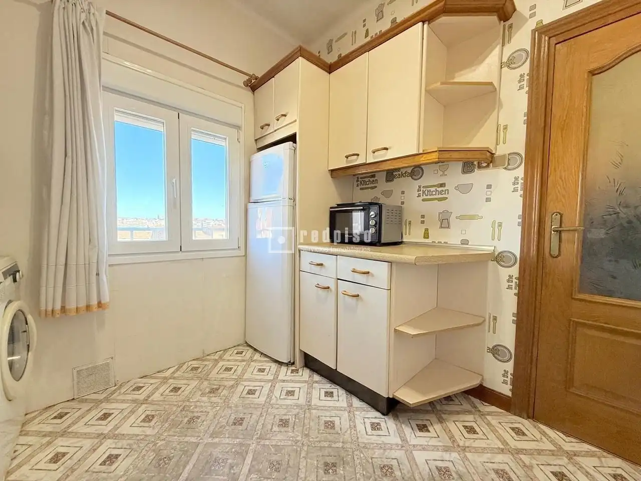 Kitchen of Flat for sale in Madrid  with Air Conditioner, Heating and Parquet flooring