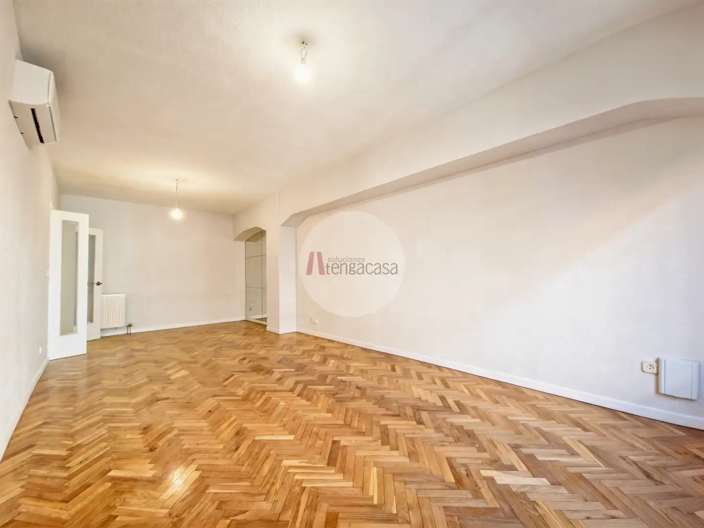 Dormitori de Pis en venda en  Madrid Capital amb Aire condicionat, Calefacció i Parquet