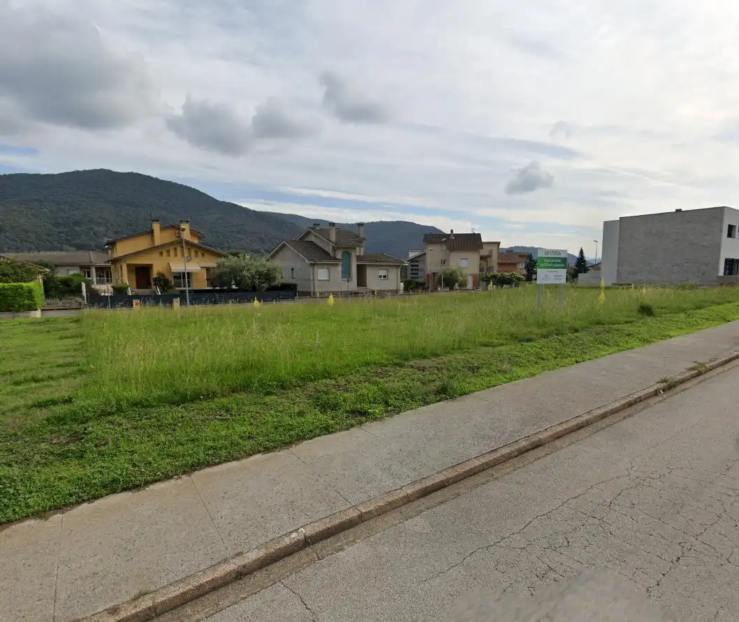 Terreno residencial en venta en Sant Joan Les Fonts, imagen 3