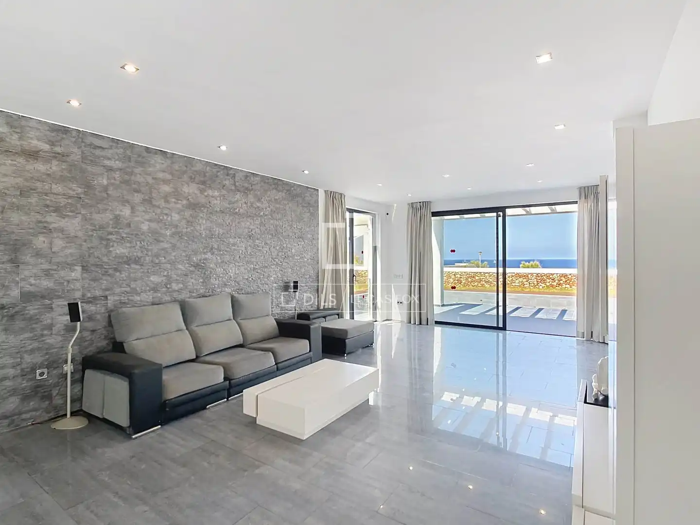 Sala d'estar de Casa o xalet en venda en Ciutadella de Menorca amb Aire condicionat, Calefacció i Jardí privat