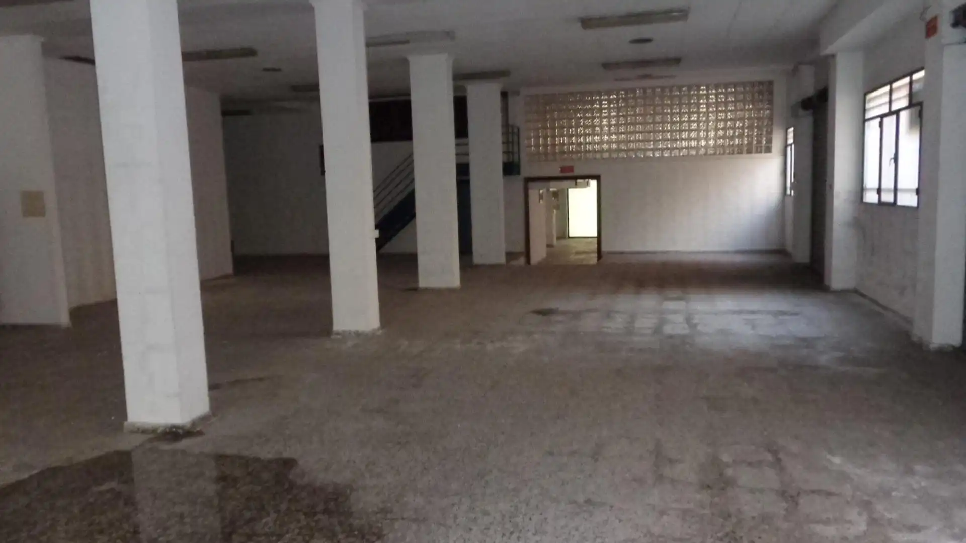 Local comercial en alquiler en Plaza de Toros - Avenida Chapí - Trinquete, imagen 4