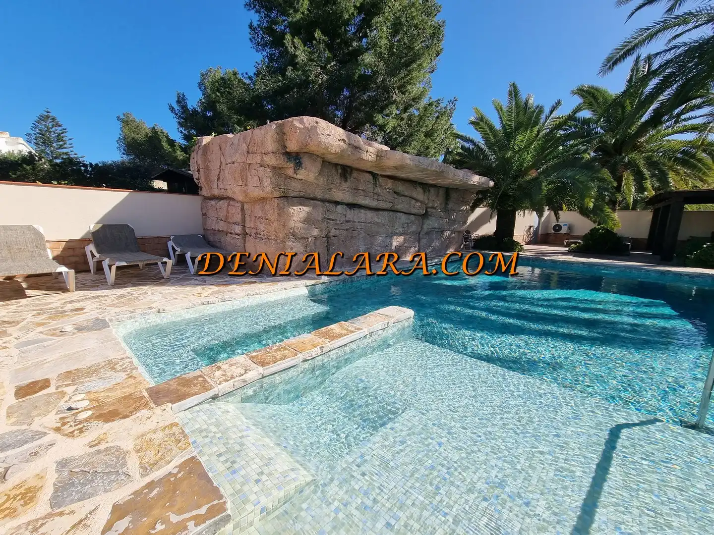Swimming pool of Houses for sale in Dénia  with Air Conditioner, Heating and Private garden