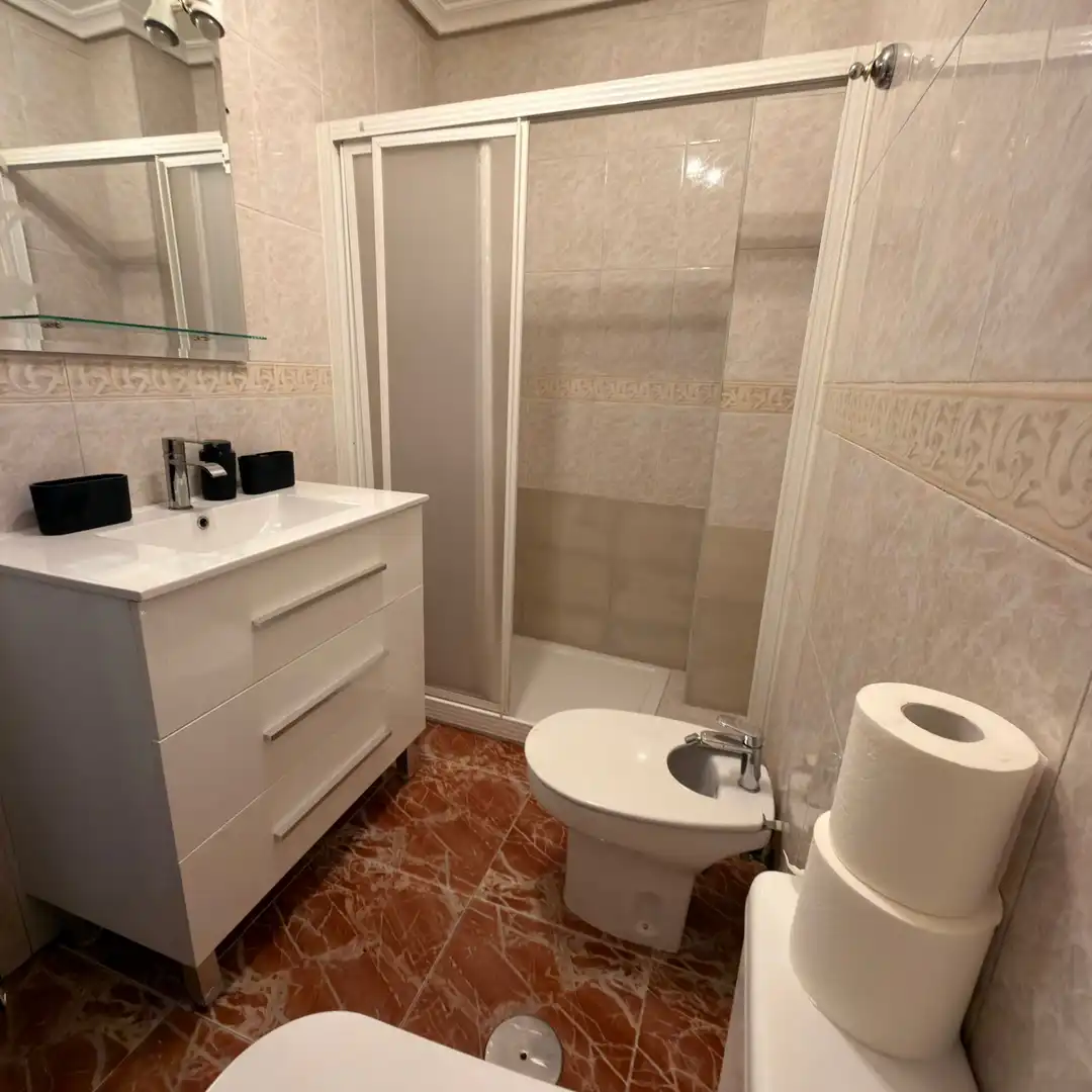 Bathroom of Houses for sale in Jaén  with Air Conditioner, Heating and Terrace